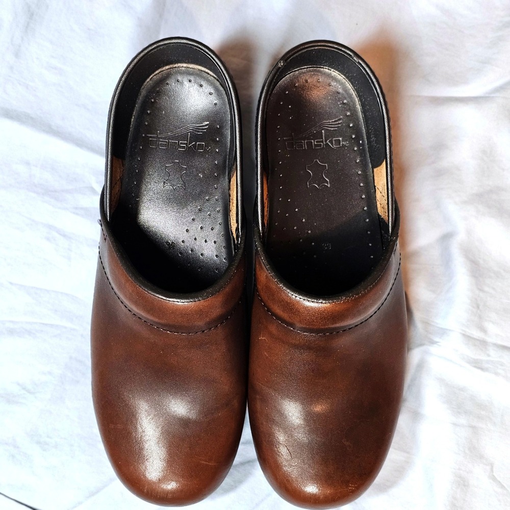 Dansko Professional Brown Leather Clogs Size 39 Comfort Slip On Shoes - Picture 5 of 8